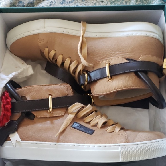 Buscemi - Picture 2 of 5